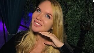 AlesiaStrict's Sex ChatRoom