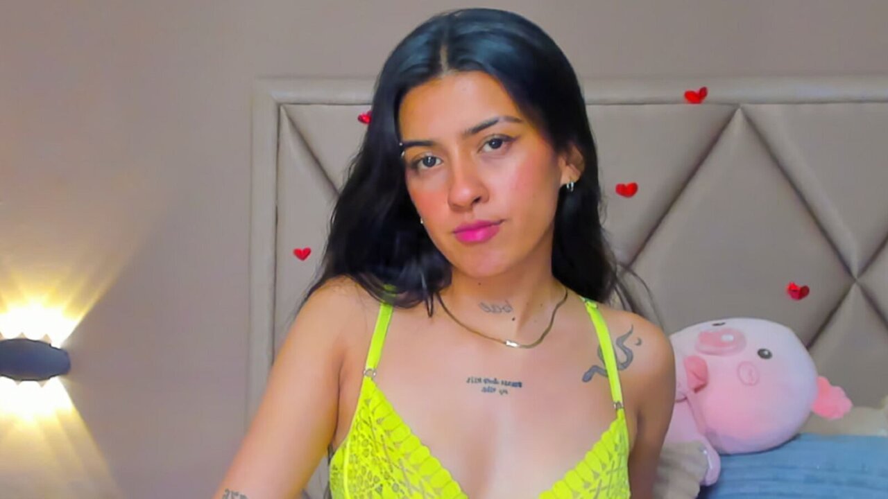 CharlotteLebriok's Sex ChatRoom