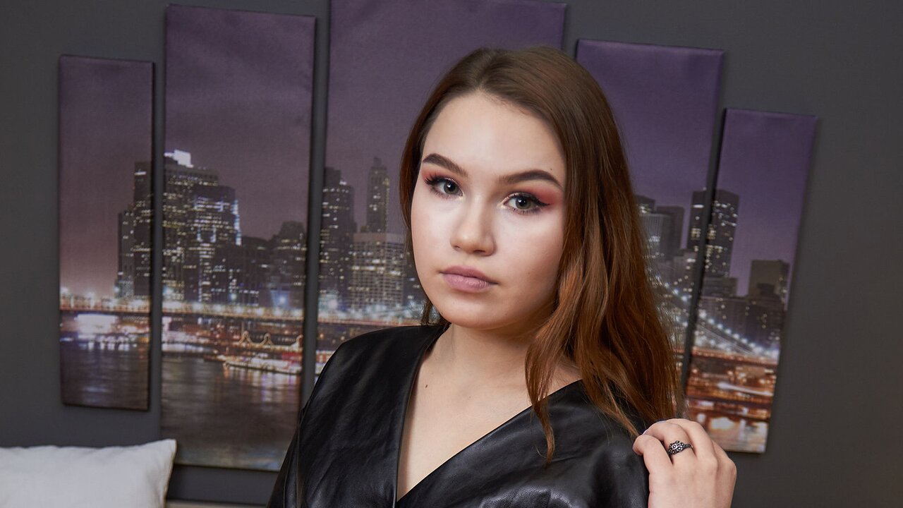 HalinaKorsak's Sex ChatRoom