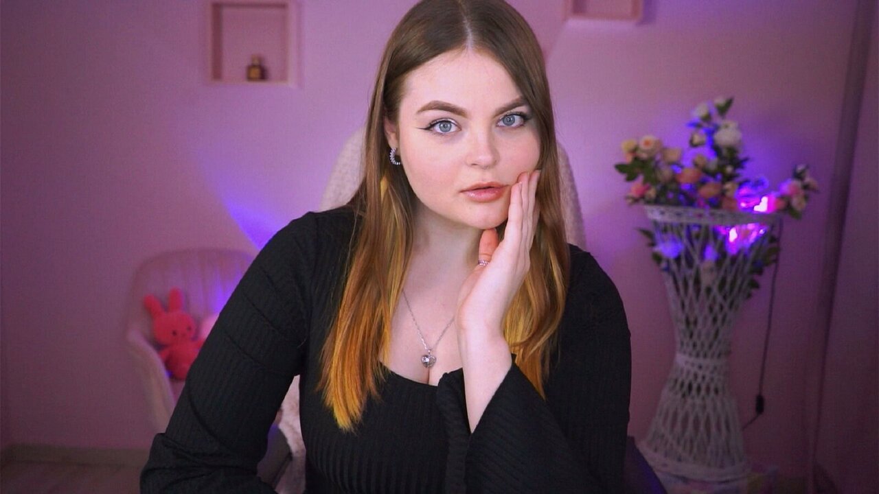 NansyMoore's Sex ChatRoom