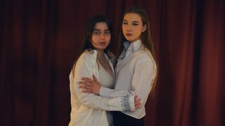 SunnAndThea's Sex ChatRoom